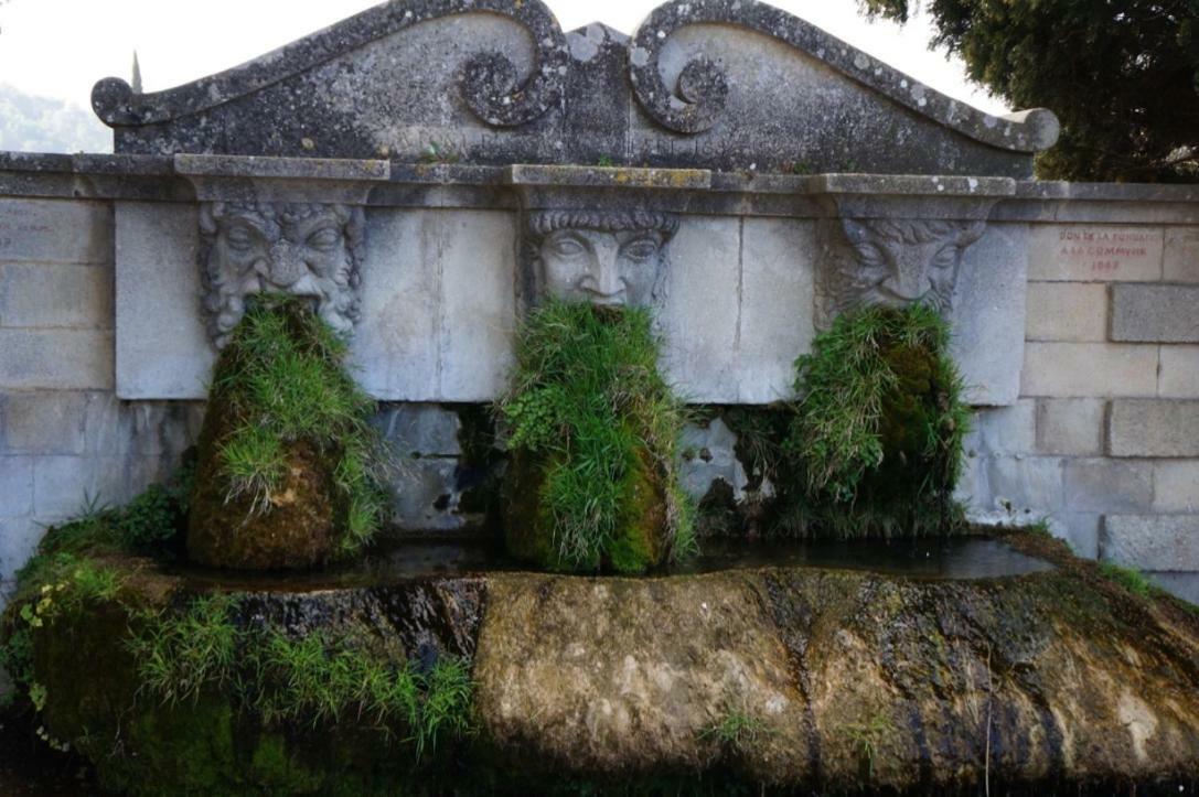 Gris Piedra Home Lourmarin Exterior photo